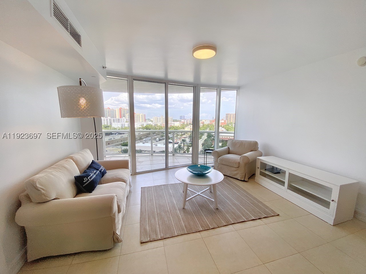 Sunny Isles Beach photo 2