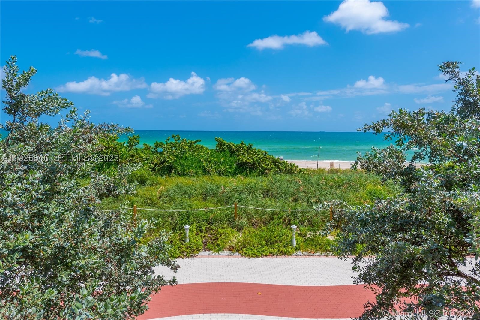 Miami Beach photo 1