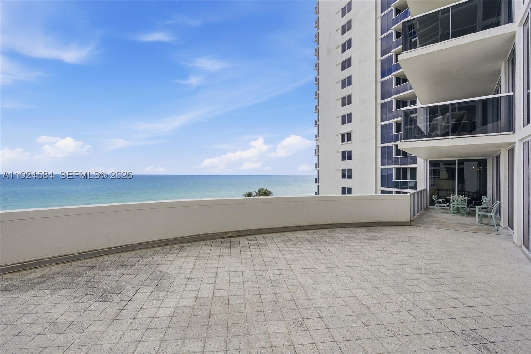 Sunny Isles Beach photo 2