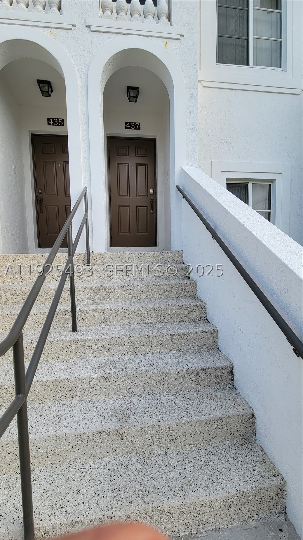 Miramar photo 2