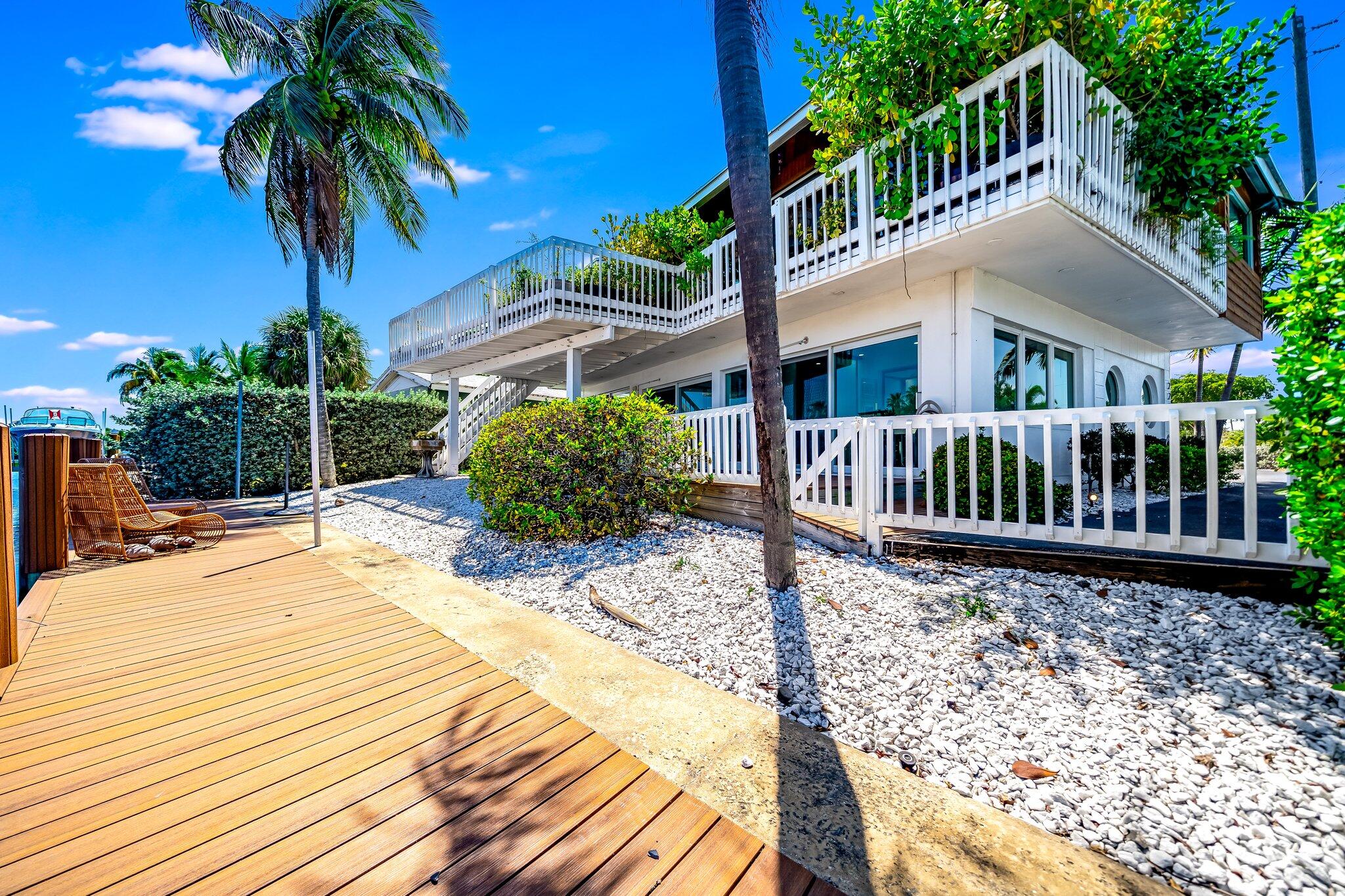 Wilton Manors photo 3