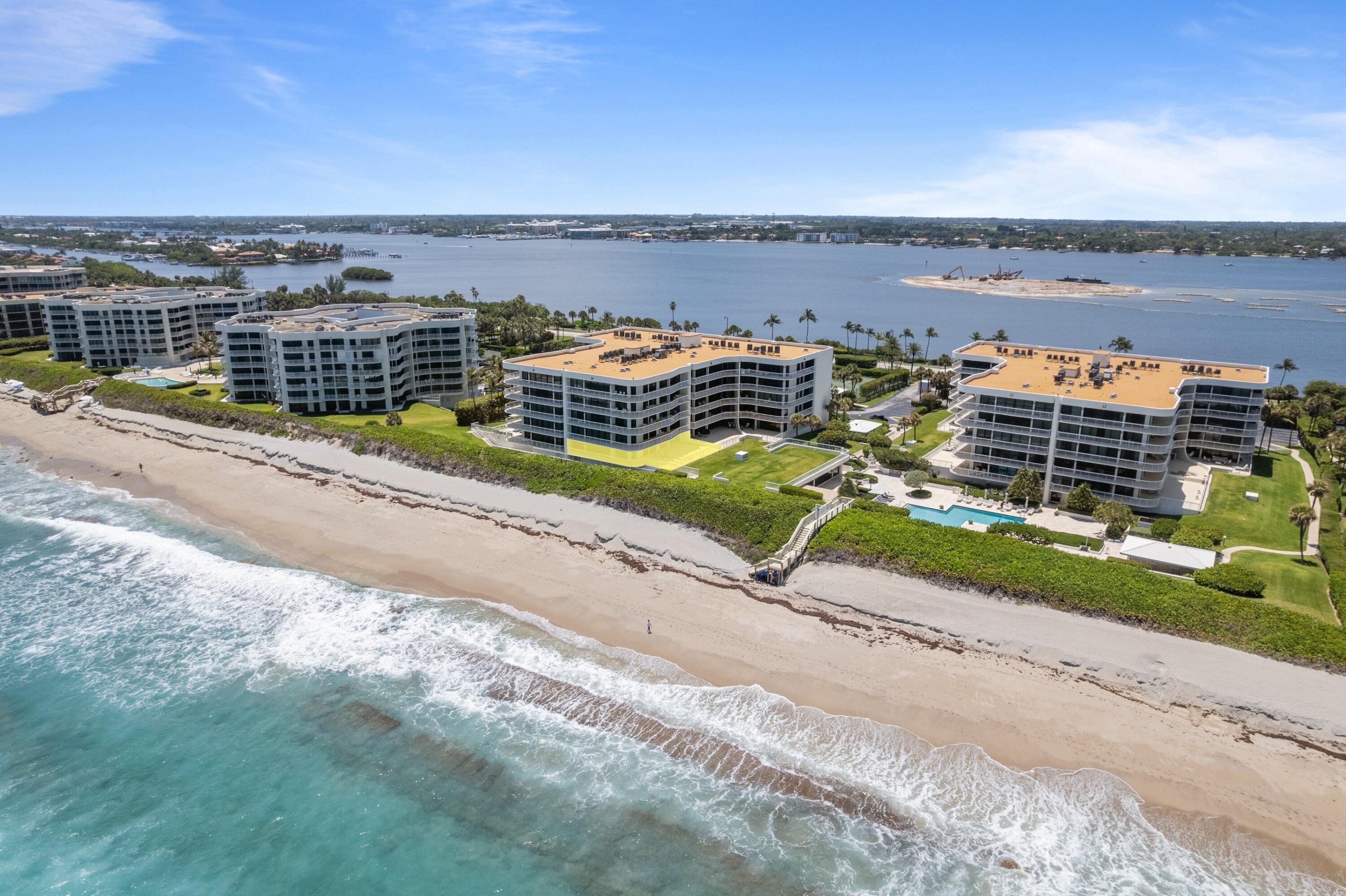 Palm Beach photo 1