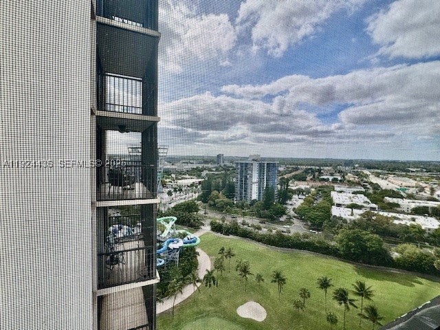 Aventura photo 3