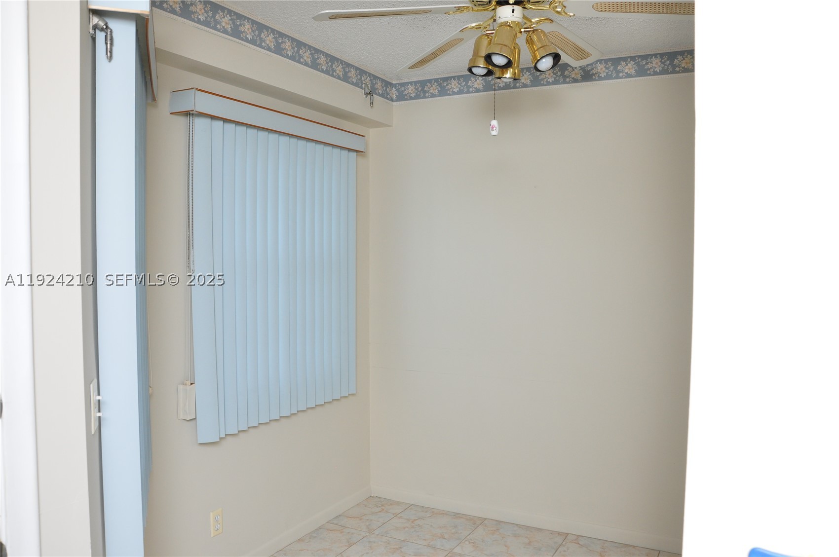 Pembroke Pines photo 2