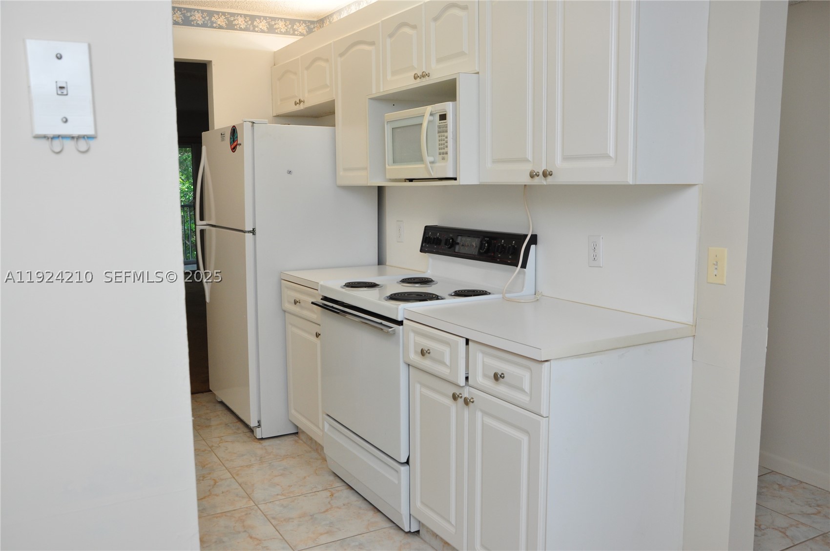 Pembroke Pines photo 5