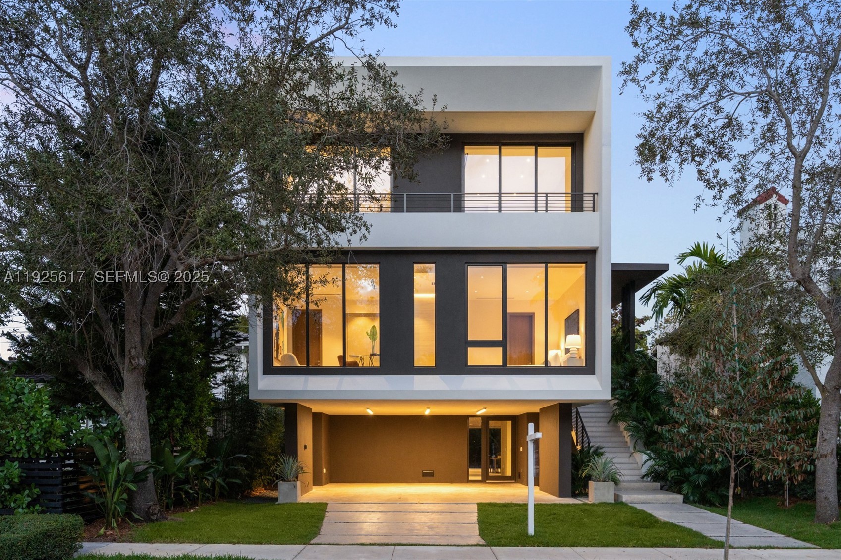 Miami photo 1