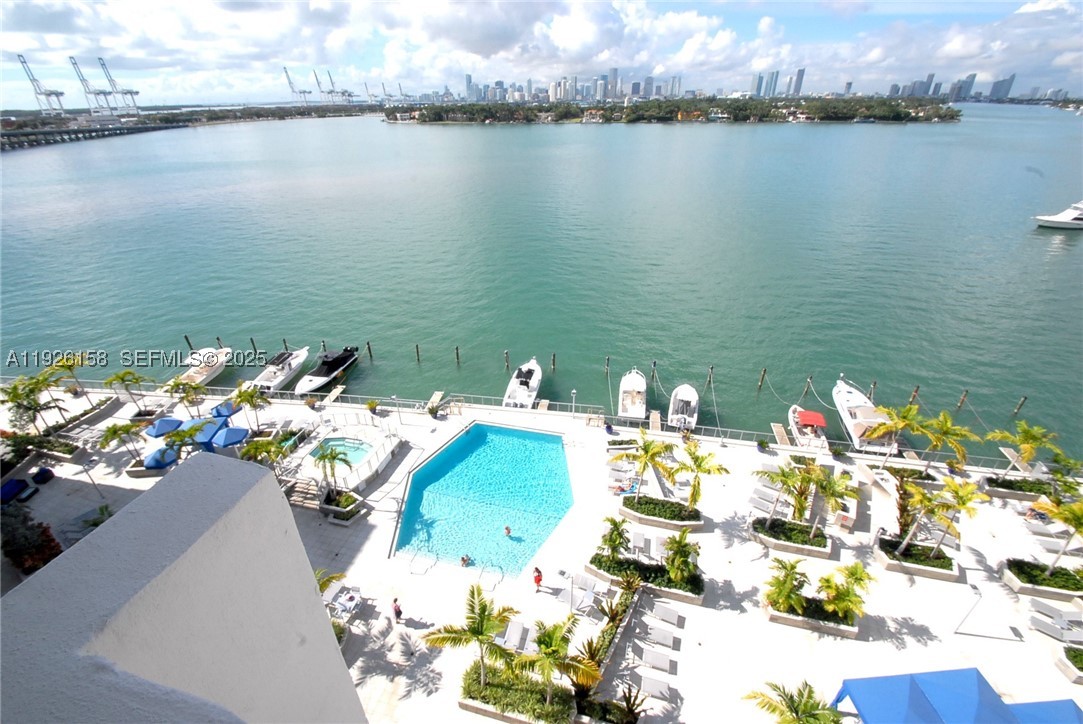 Miami Beach photo 3
