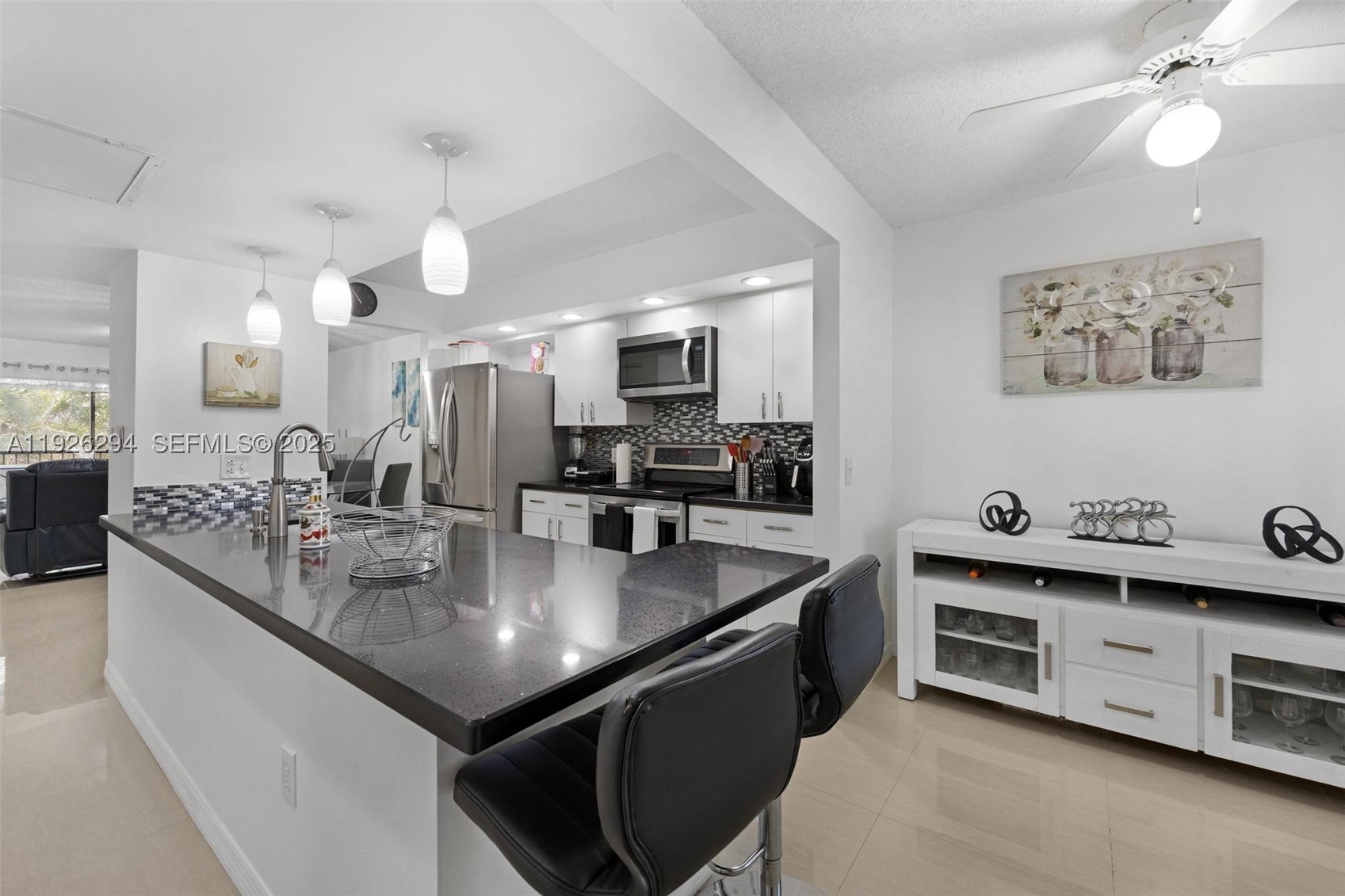 Pembroke Pines photo 2