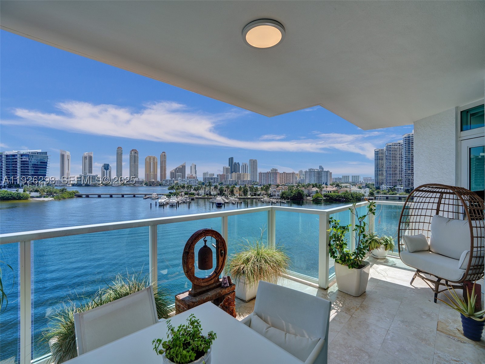 Aventura photo 1