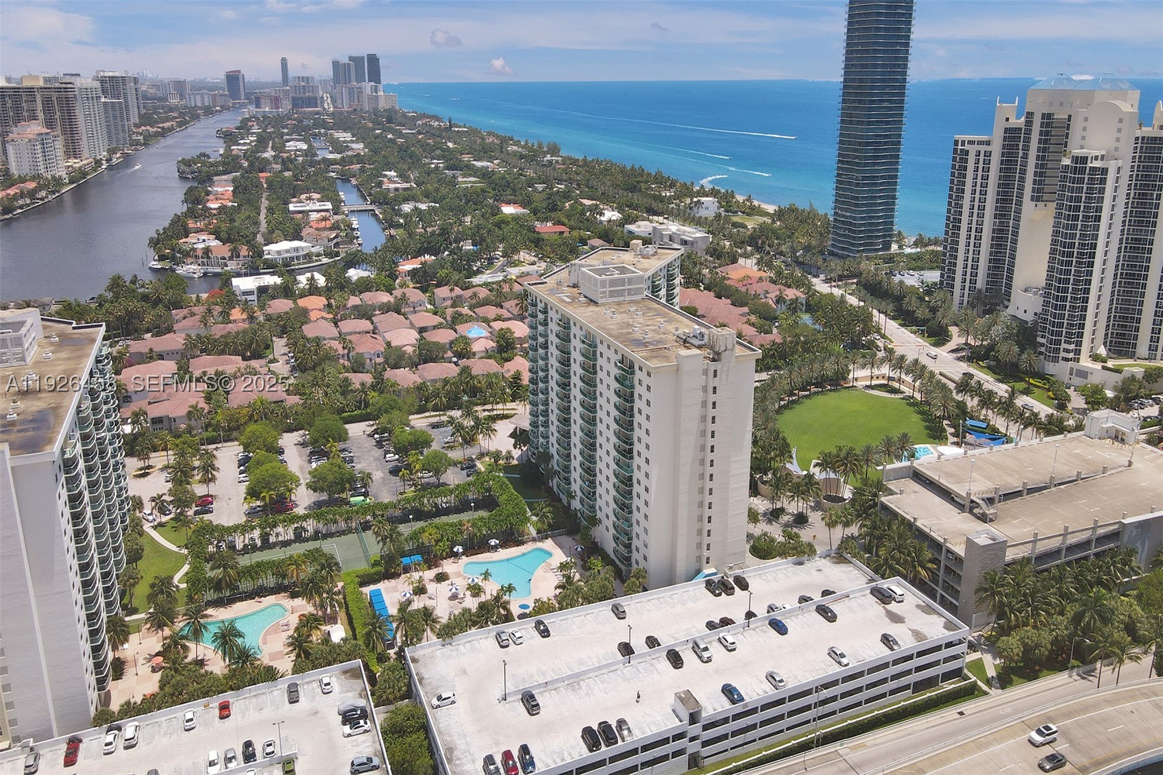 Sunny Isles Beach photo 2