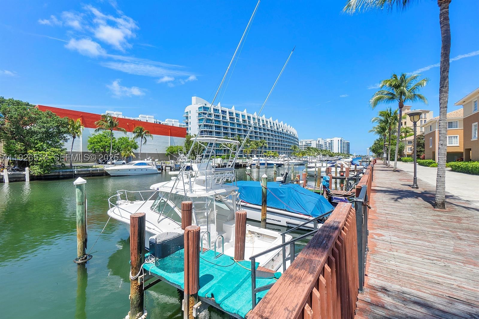 Aventura photo 3