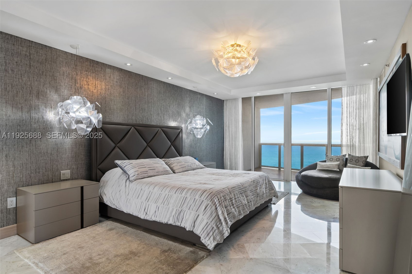 Sunny Isles Beach photo 2