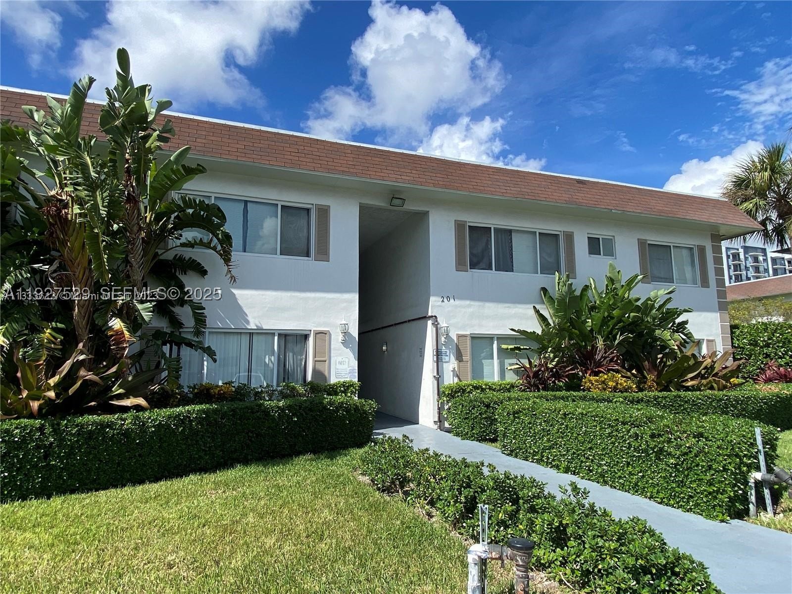 Pompano Beach photo 1