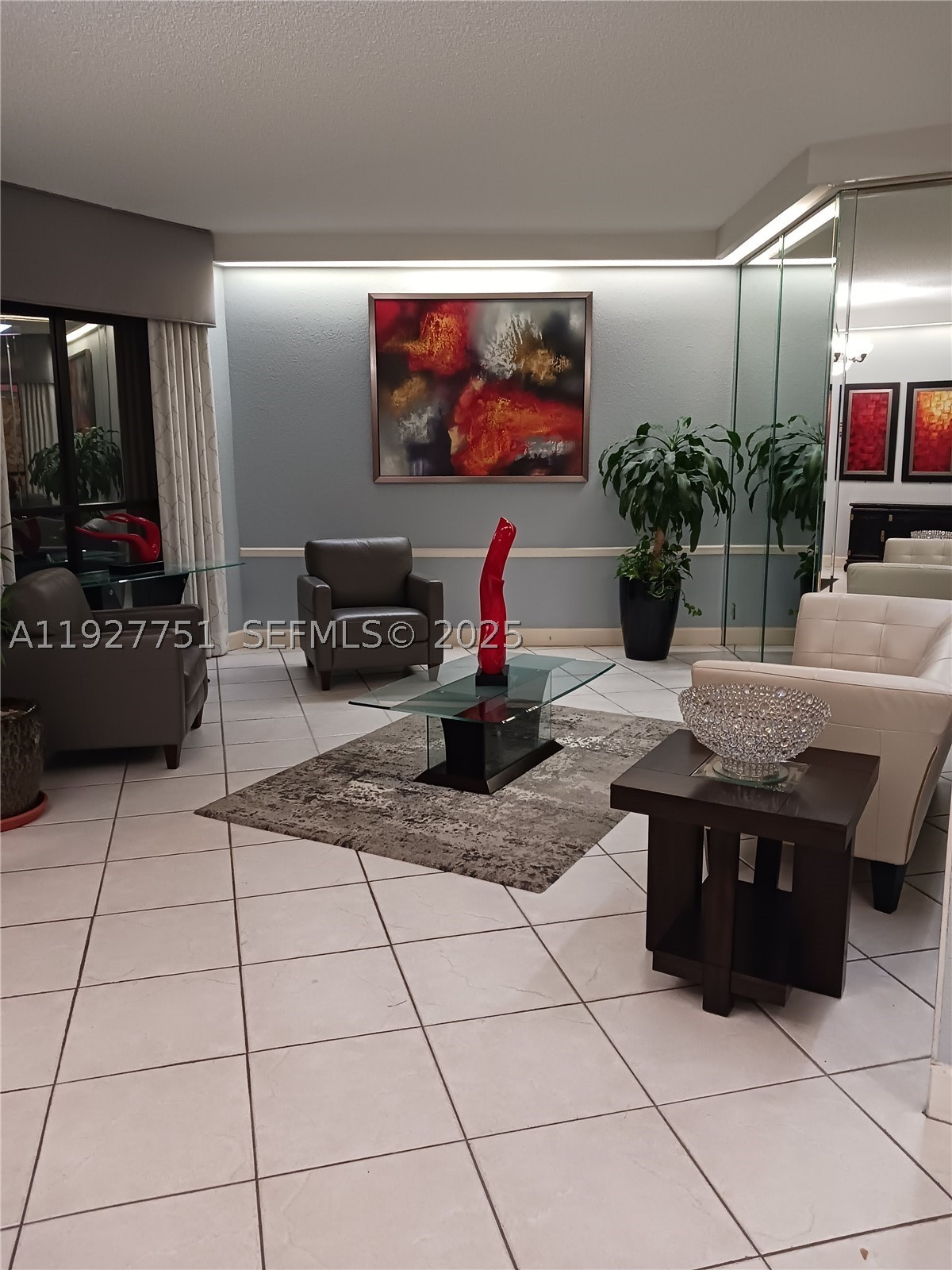 Pembroke Pines photo 1