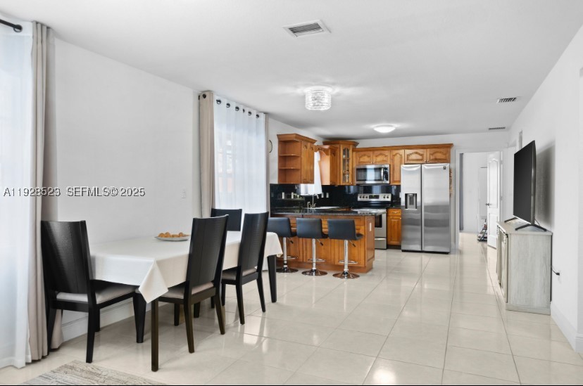 Hallandale Beach photo 4