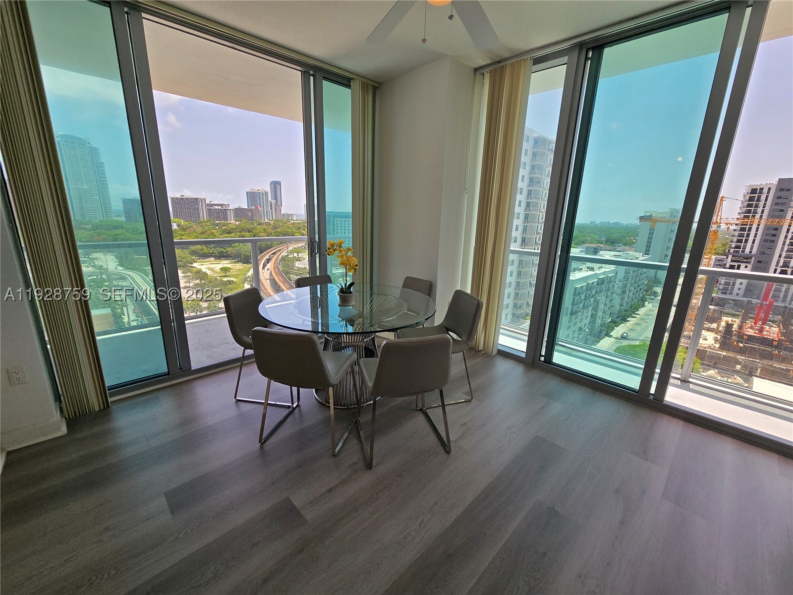 Miami photo 4