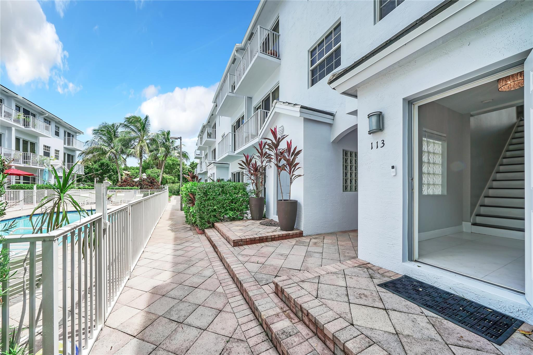 Wilton Manors photo 4