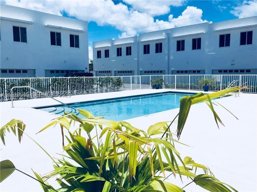 Miami photo 1