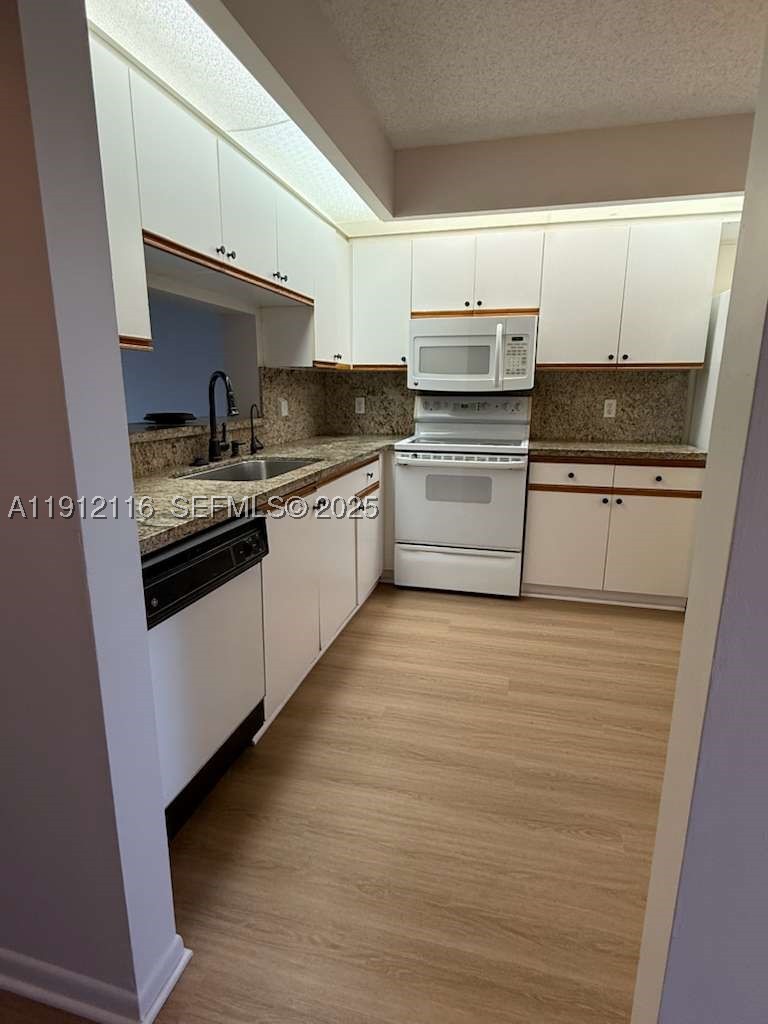 Pembroke Pines photo 3
