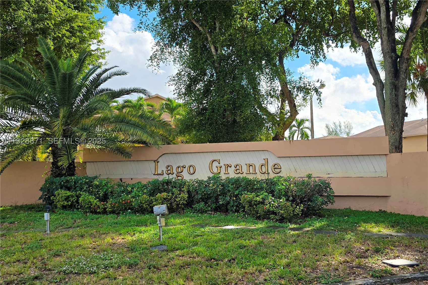 Hialeah photo 2