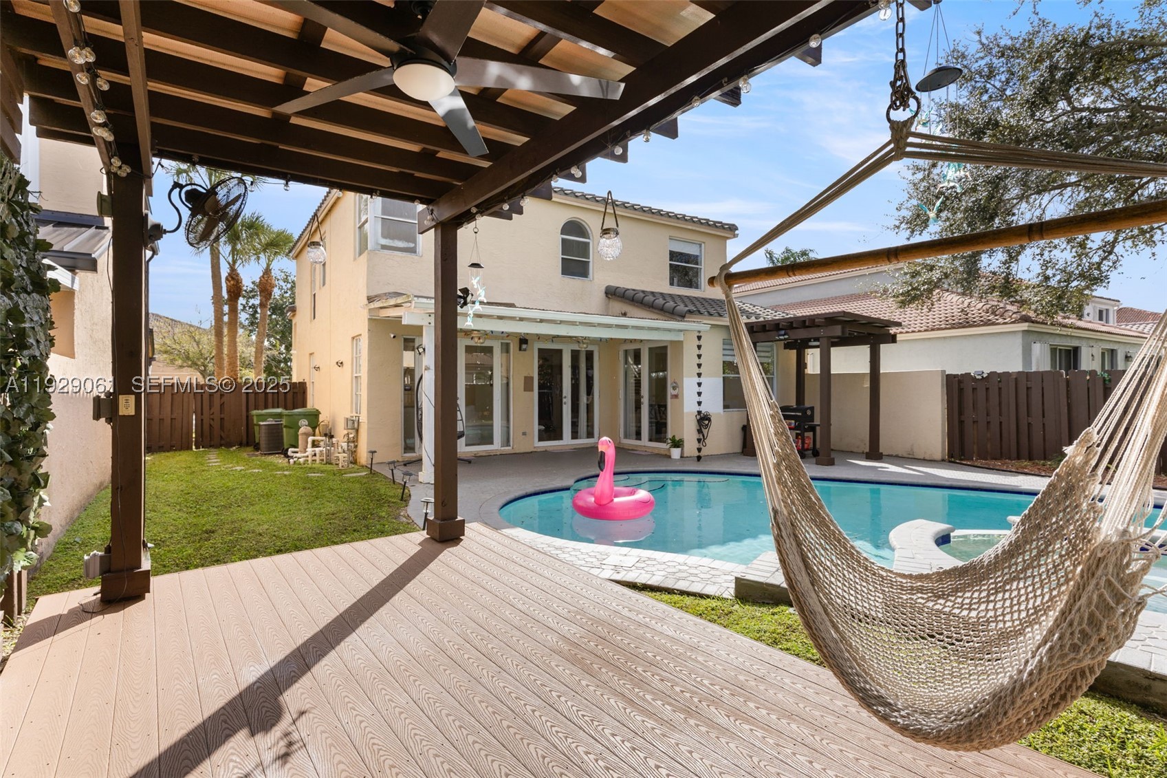 Pembroke Pines photo 5