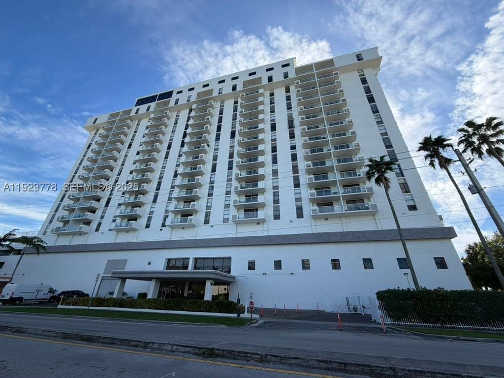 North Miami photo 1