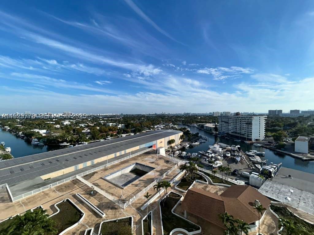North Miami photo 4