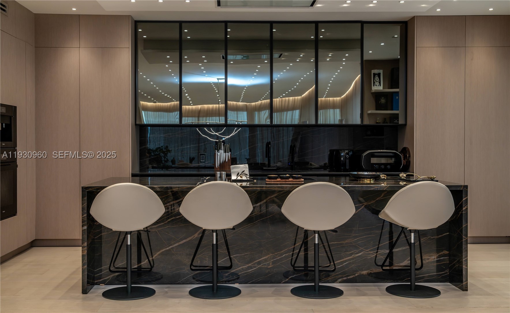 Bal Harbour photo 1