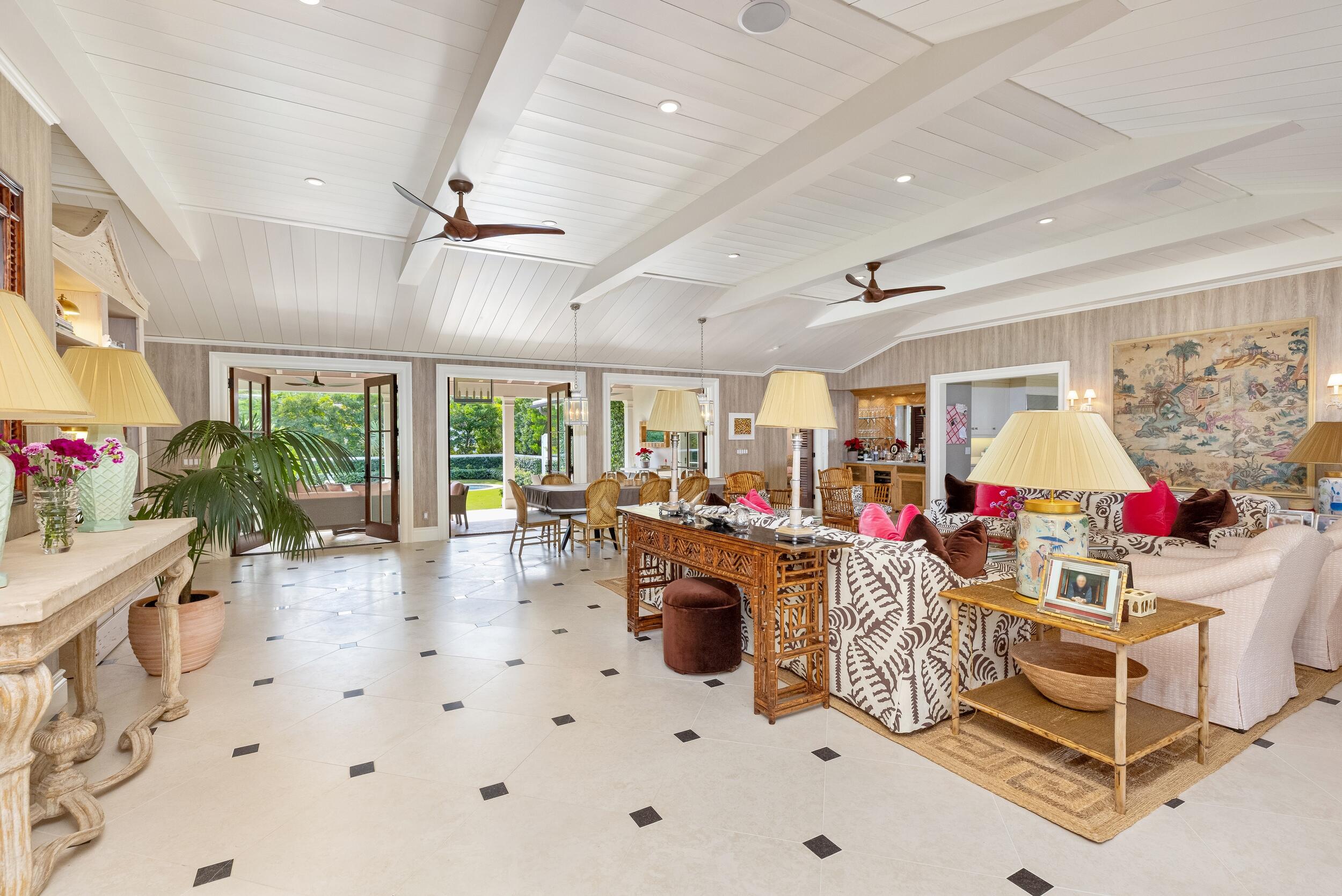 Palm Beach photo 4