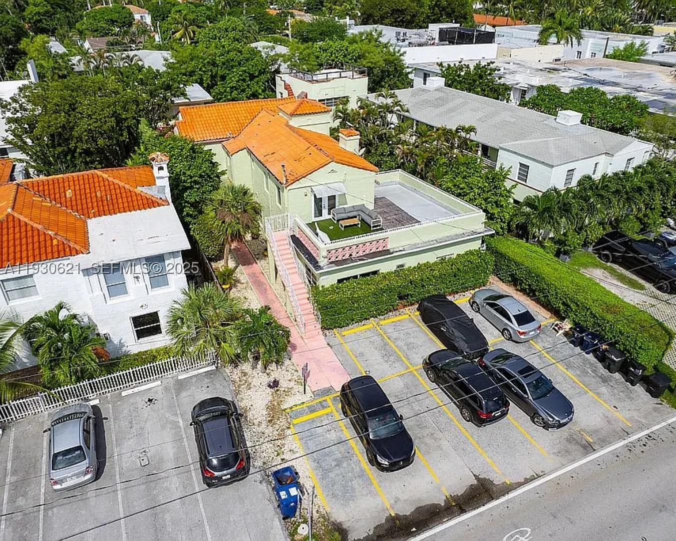 Miami Beach photo 1