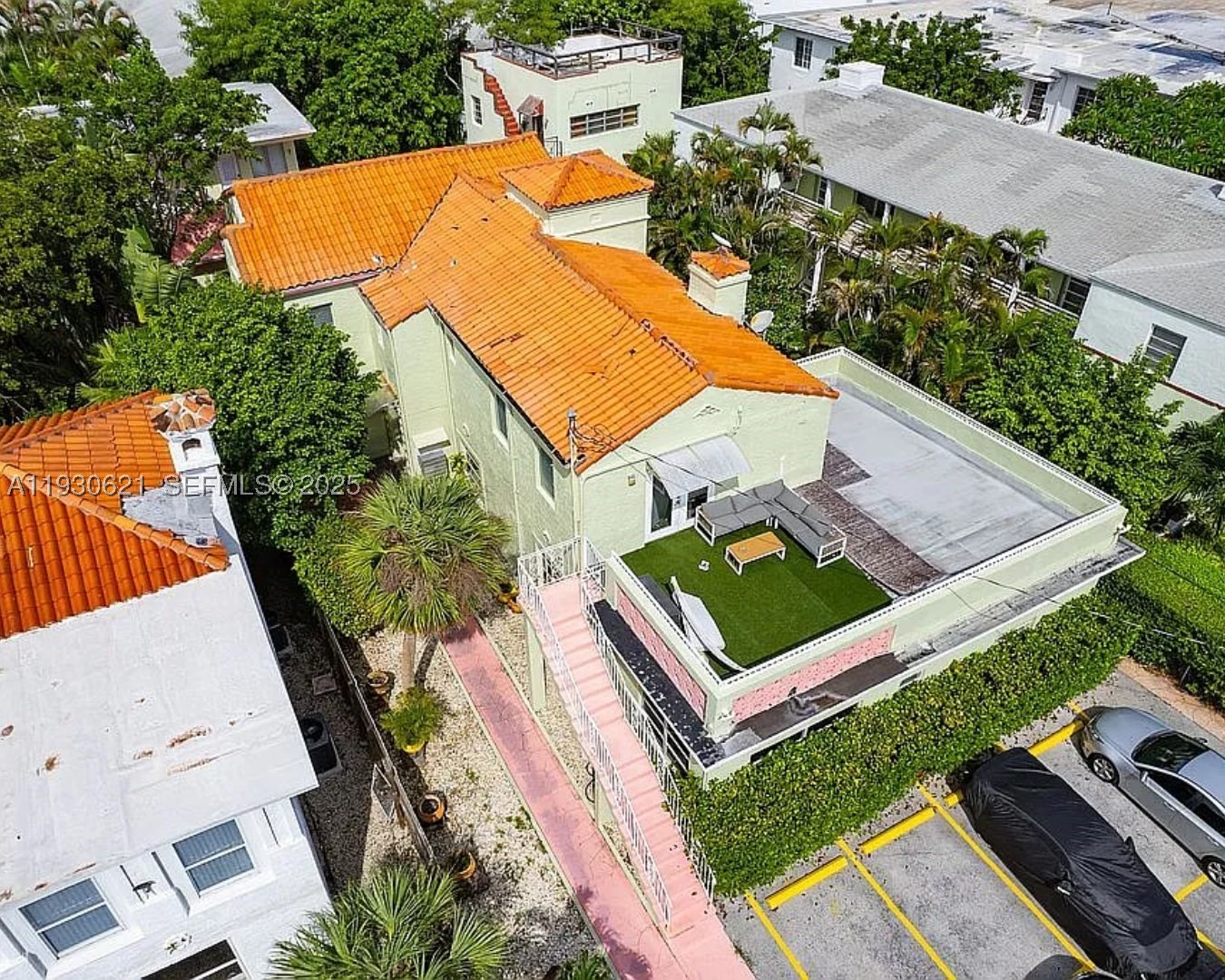 Miami Beach photo 2