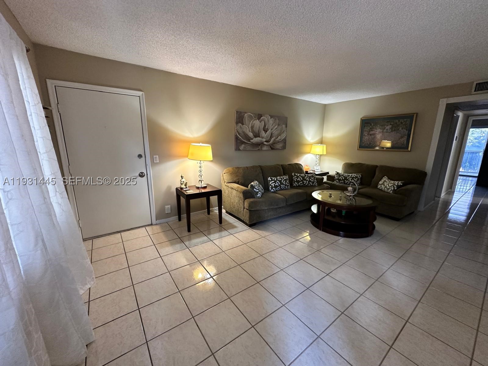 Pembroke Pines photo 2