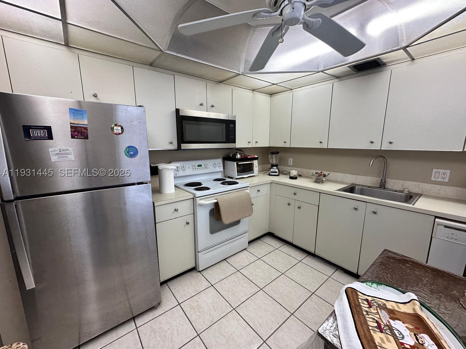 Pembroke Pines photo 5