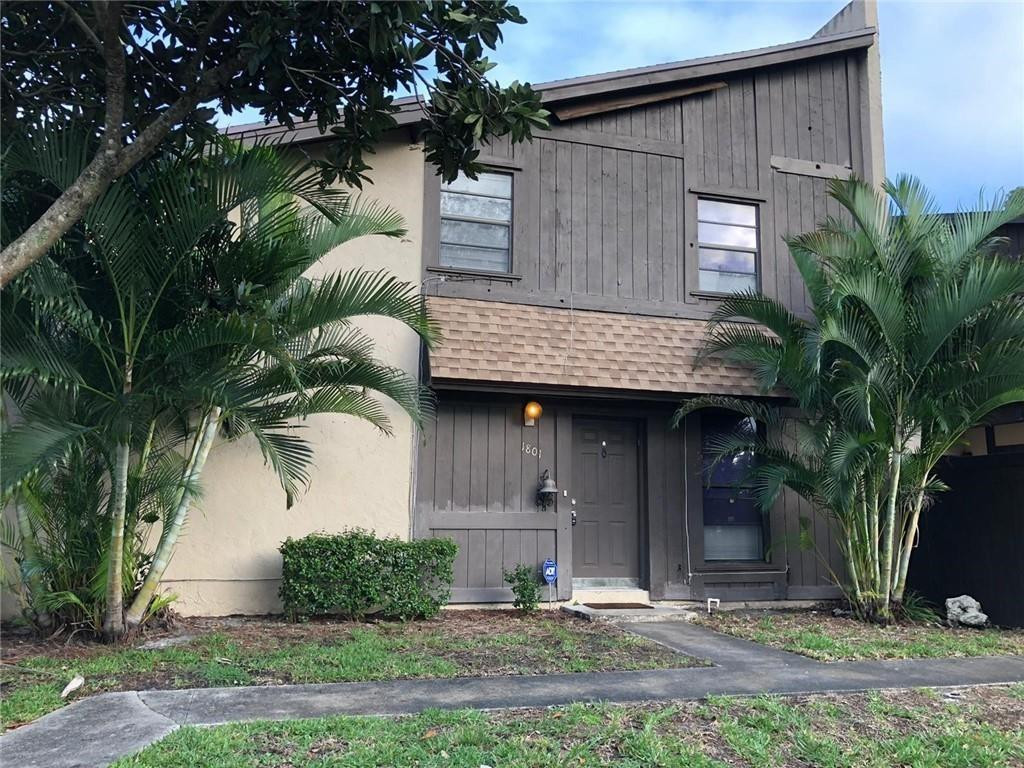 Pembroke Pines photo 1