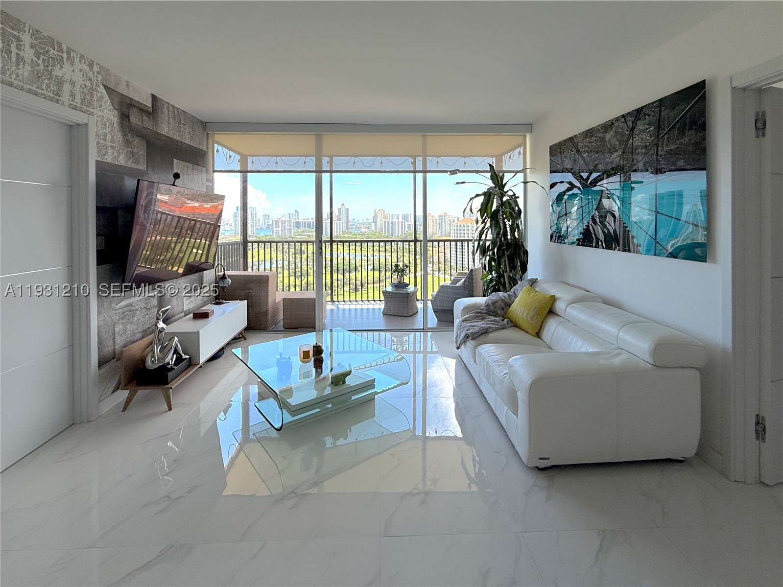 Aventura photo 3
