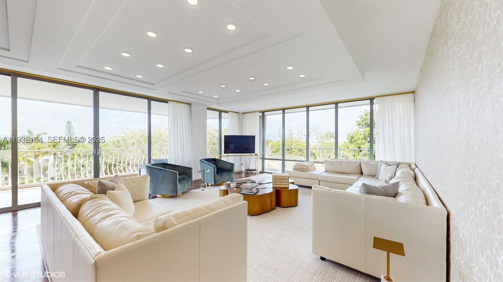Bal Harbour photo 3