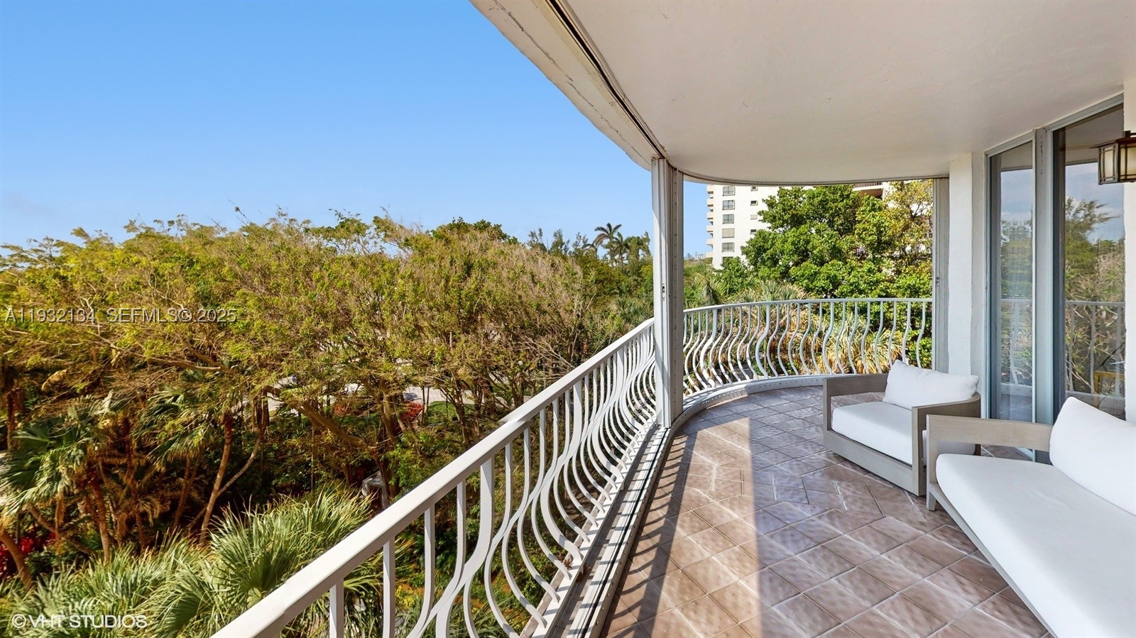 Bal Harbour photo 4