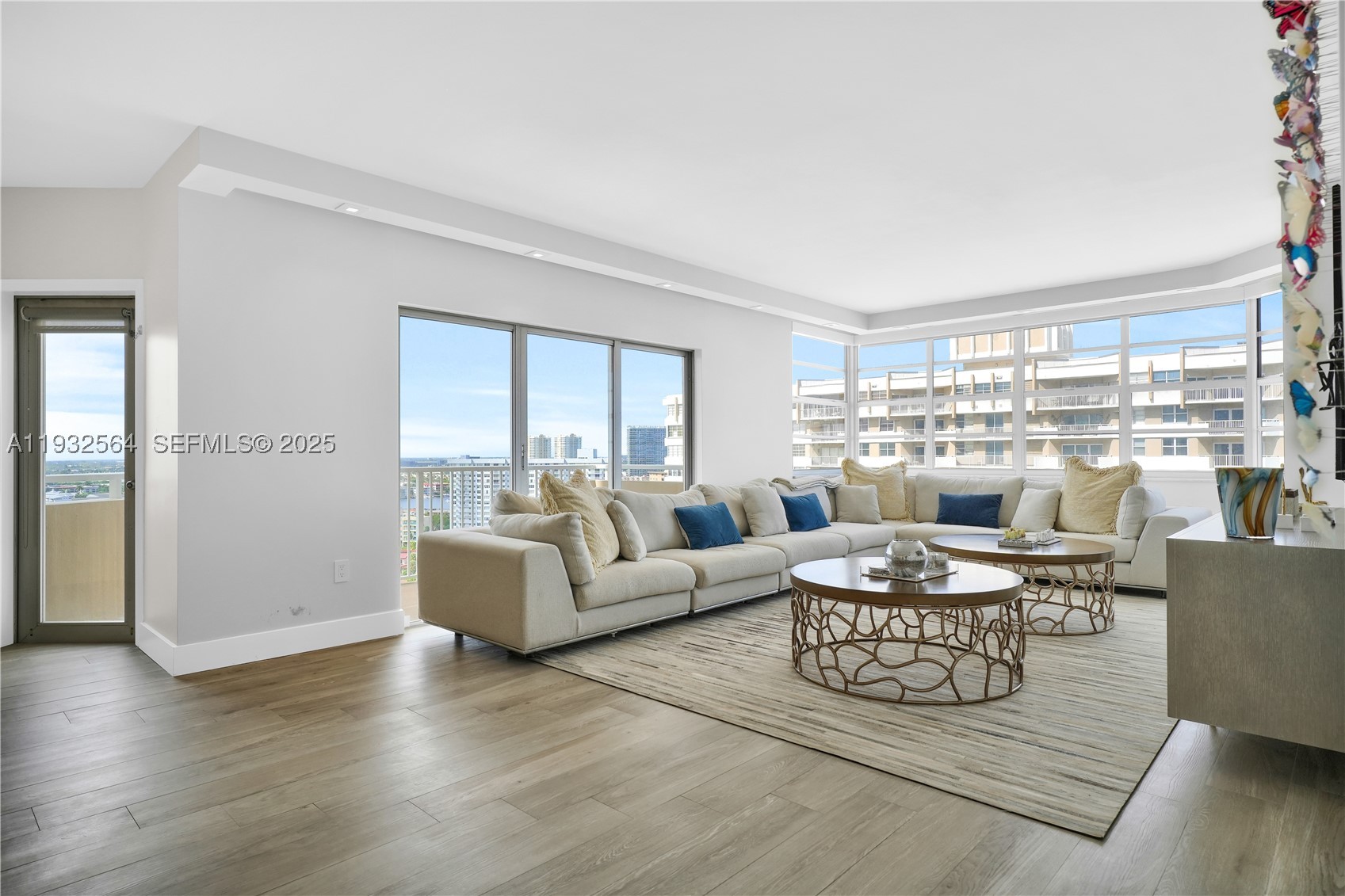 Hallandale Beach photo 4