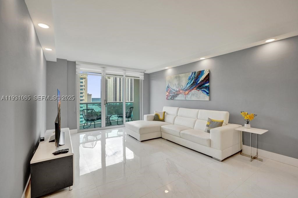 Sunny Isles Beach photo 1