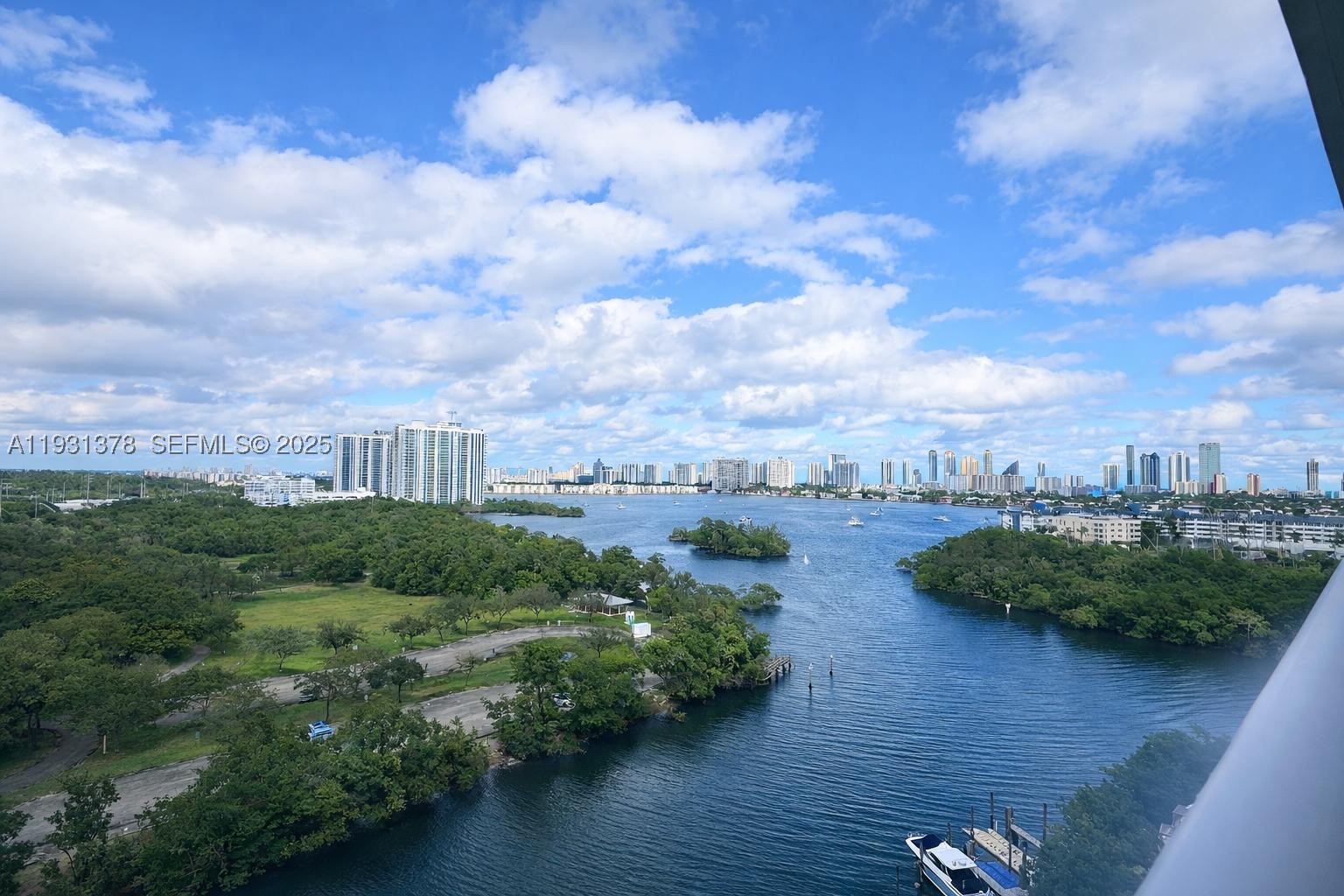 North Miami Beach photo 1