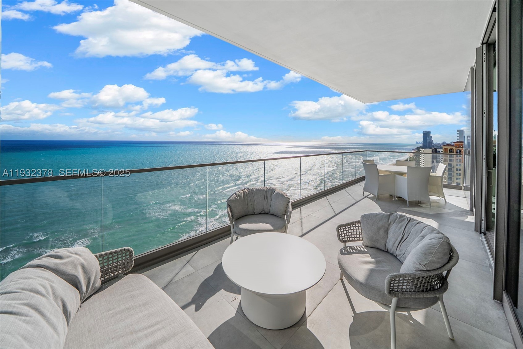 Hallandale Beach photo 4