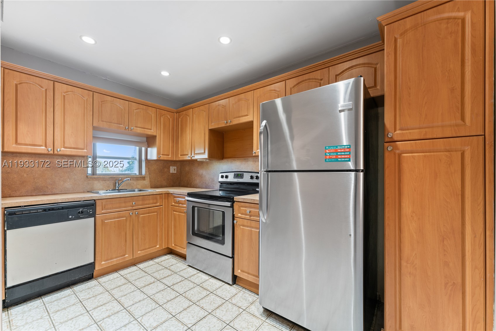 Pembroke Pines photo 1