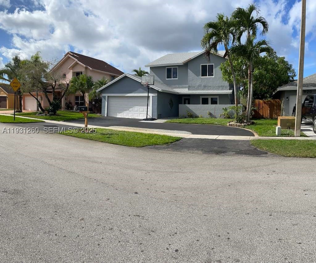Pembroke Pines photo 3