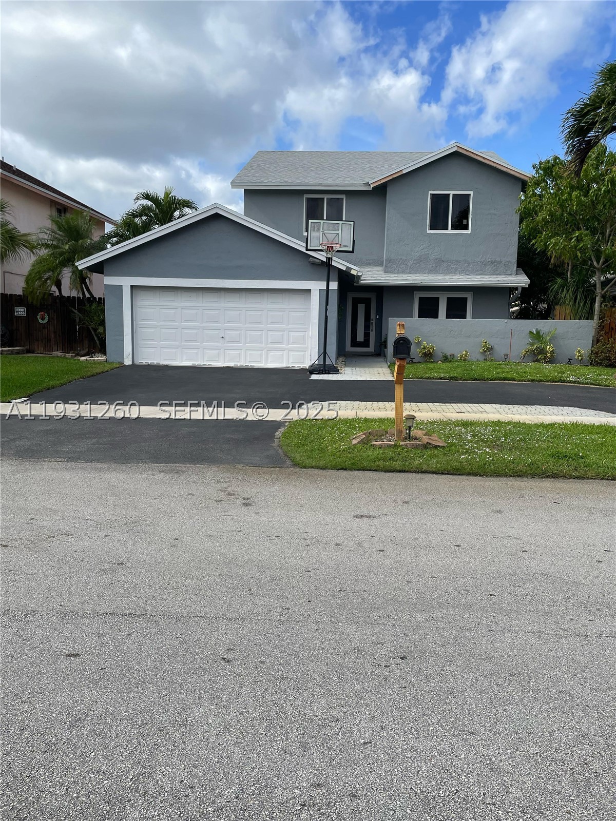 Pembroke Pines photo 5