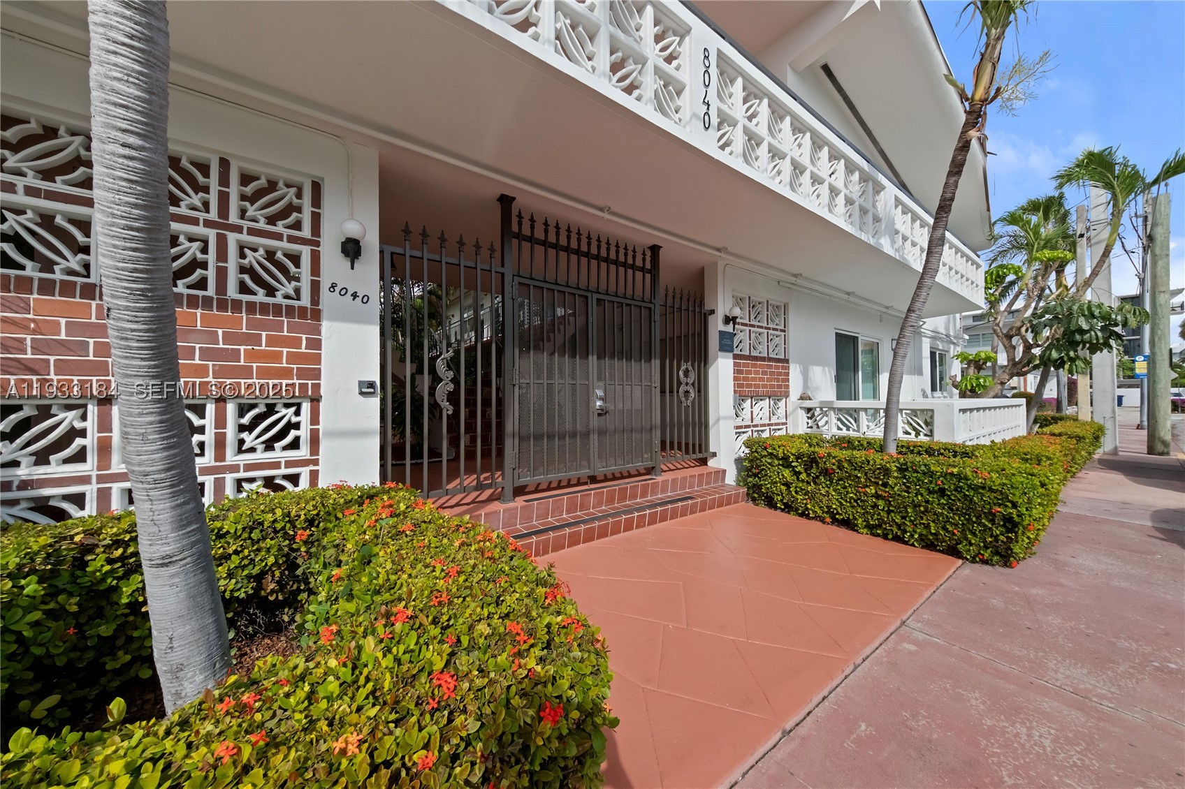 Miami Beach photo 2