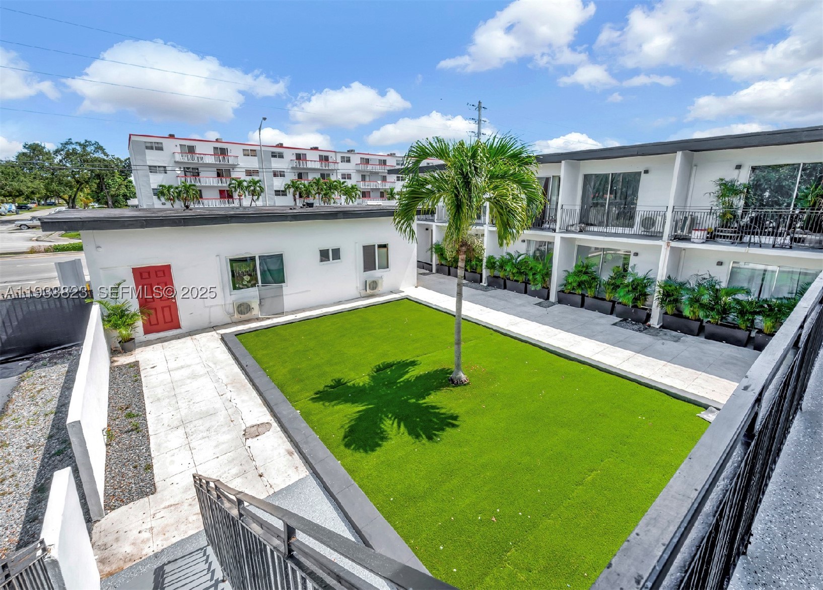North Miami photo 5