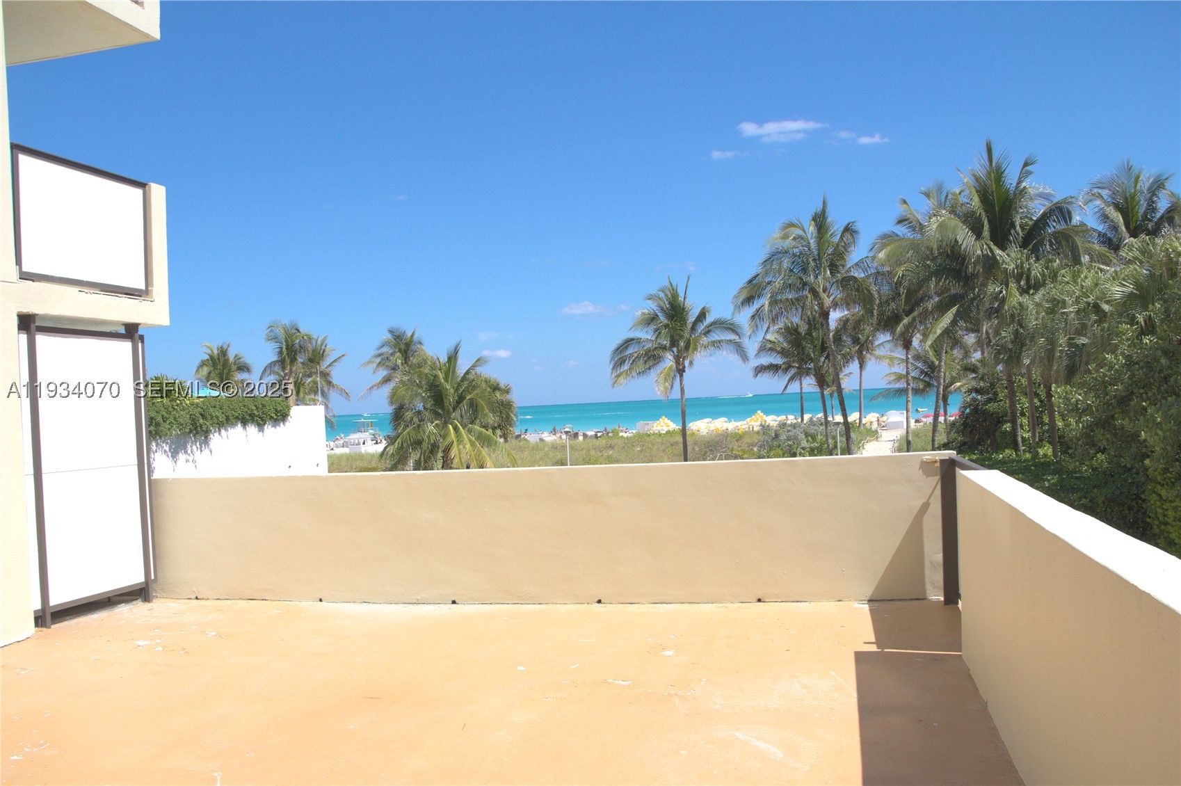 Miami Beach photo 2