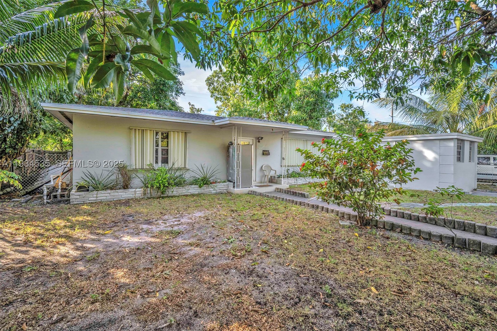 North Miami Beach photo 1