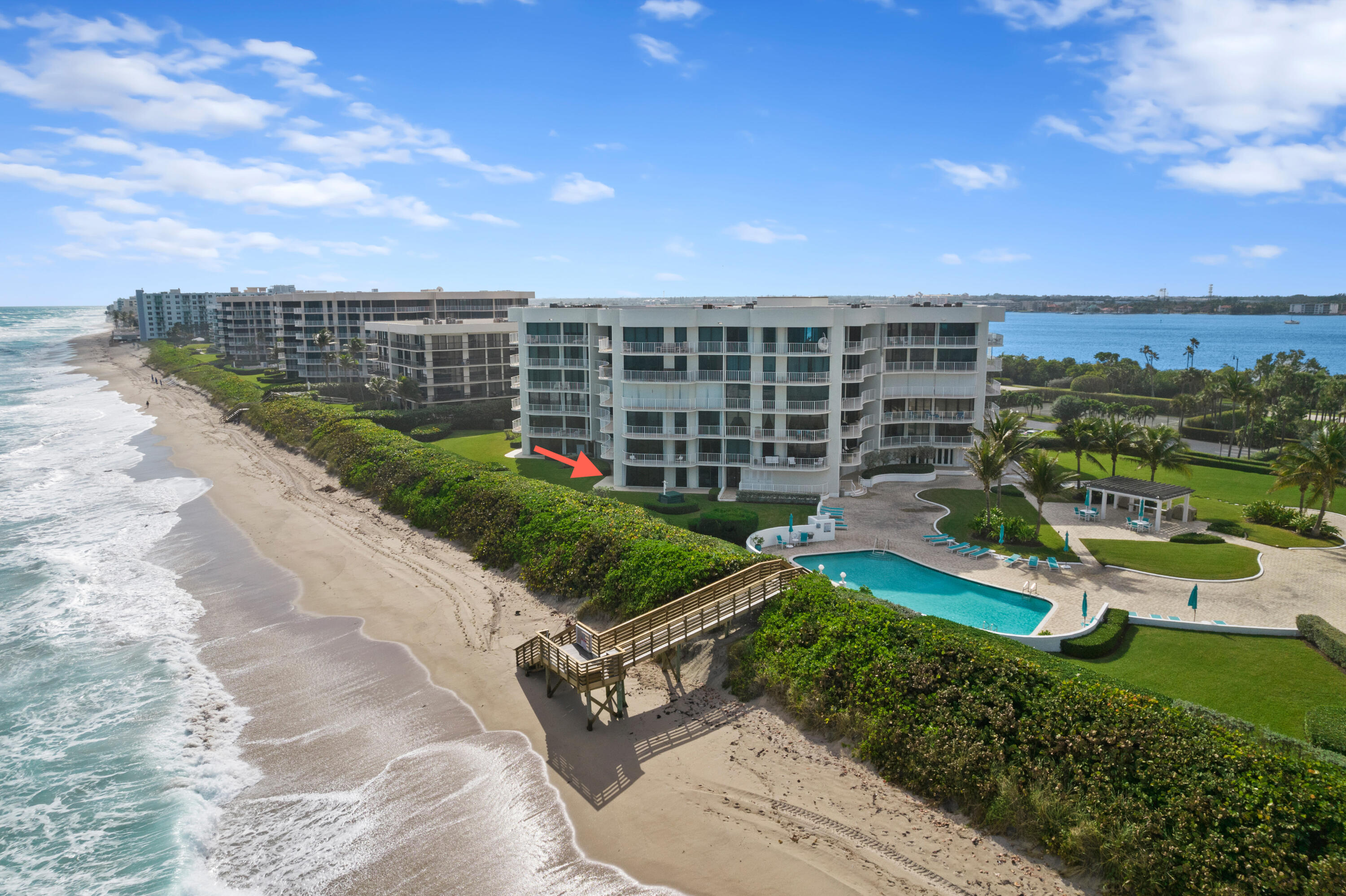 Palm Beach photo 1