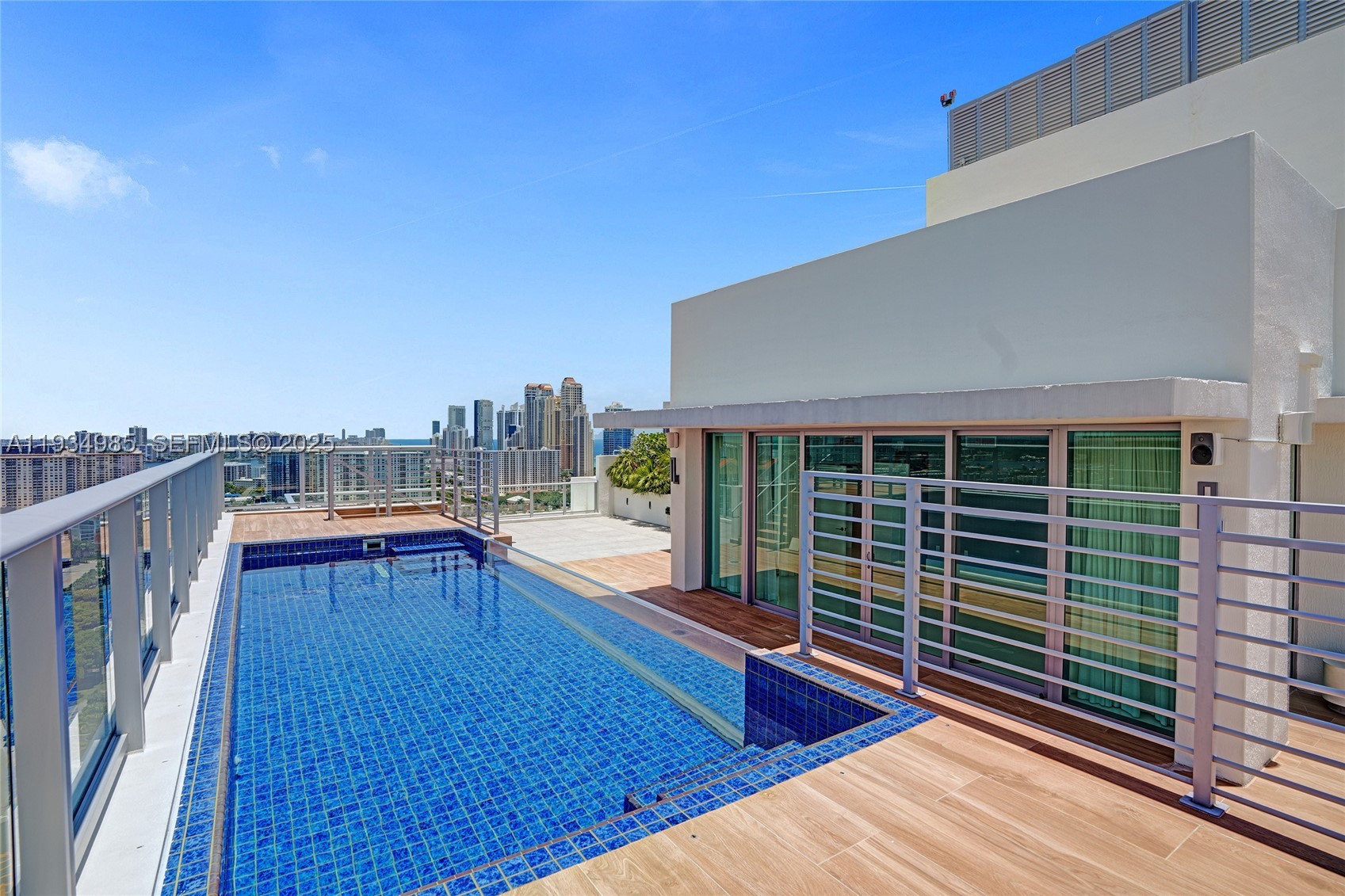 Sunny Isles Beach photo 3